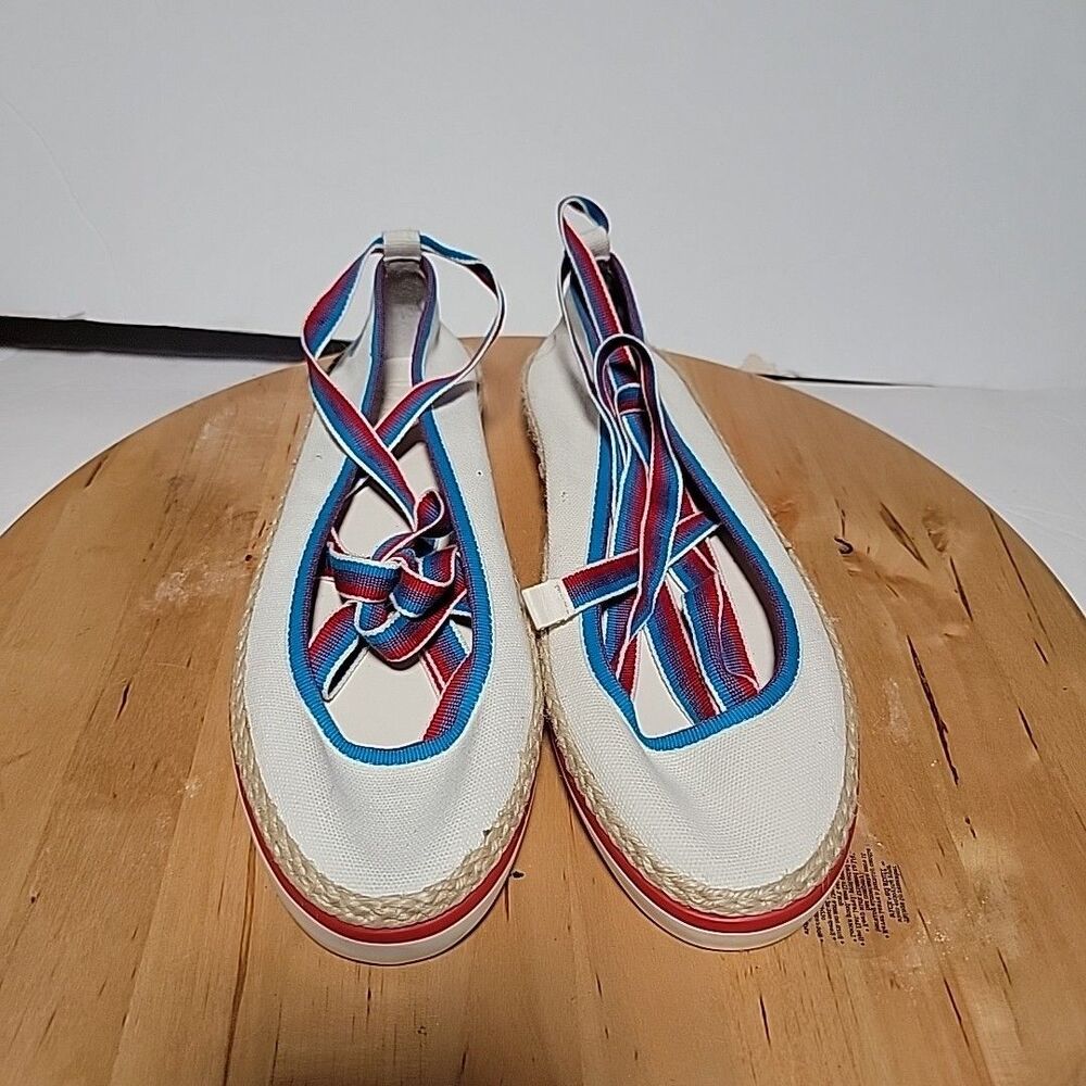 Tory Burch white blue trim cotton women's Flat Shoes Size: 9.5